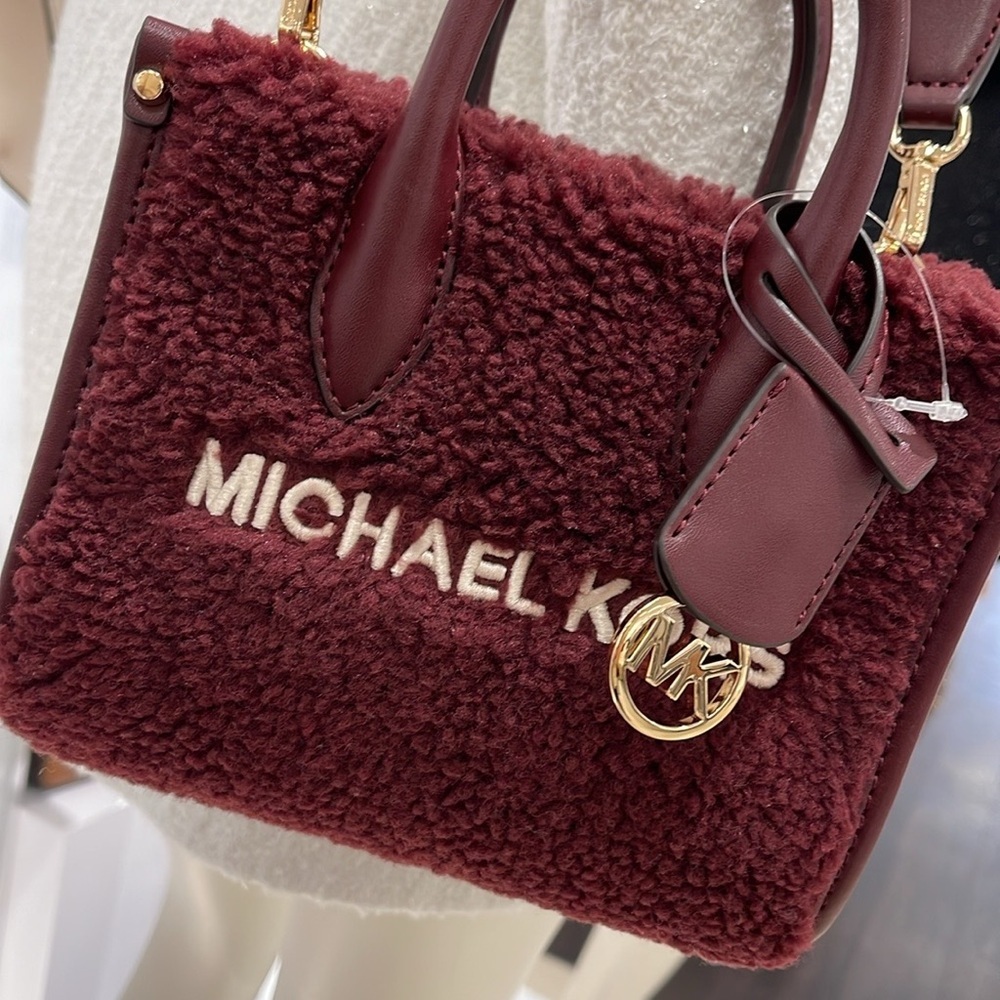 Michael Kors Mirella Extra-Small Sherpa XS SHOPPER XBODY
SHEARLING Crossbody TZ